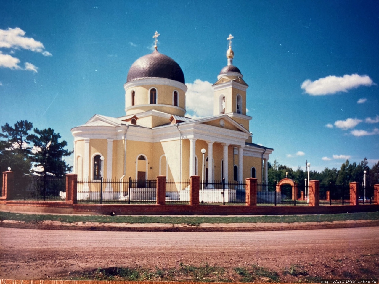 Храм Иоанна Богослова в селе Чёрный Отрог / Ioannes (apostulos) templum