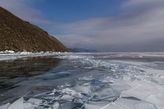 по льду Байкала