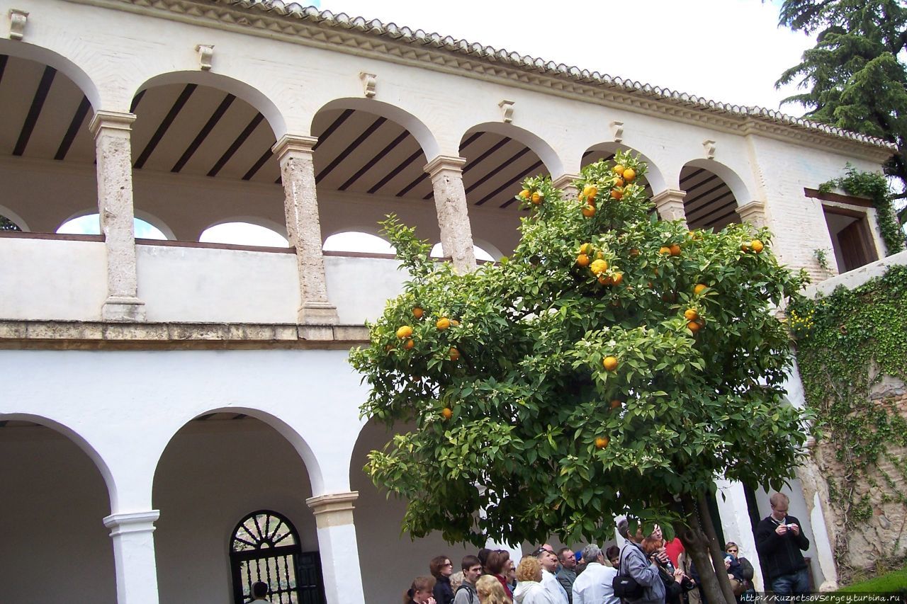 Гранада по минимуму Гранада, Испания