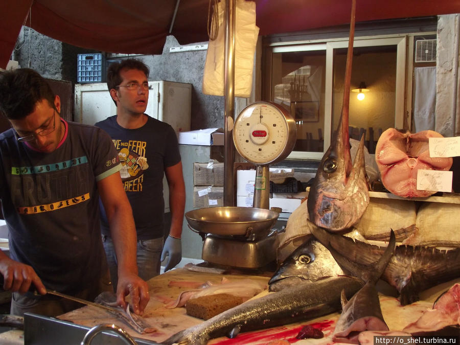 Рыбный рынок в Катании Катания, Италия