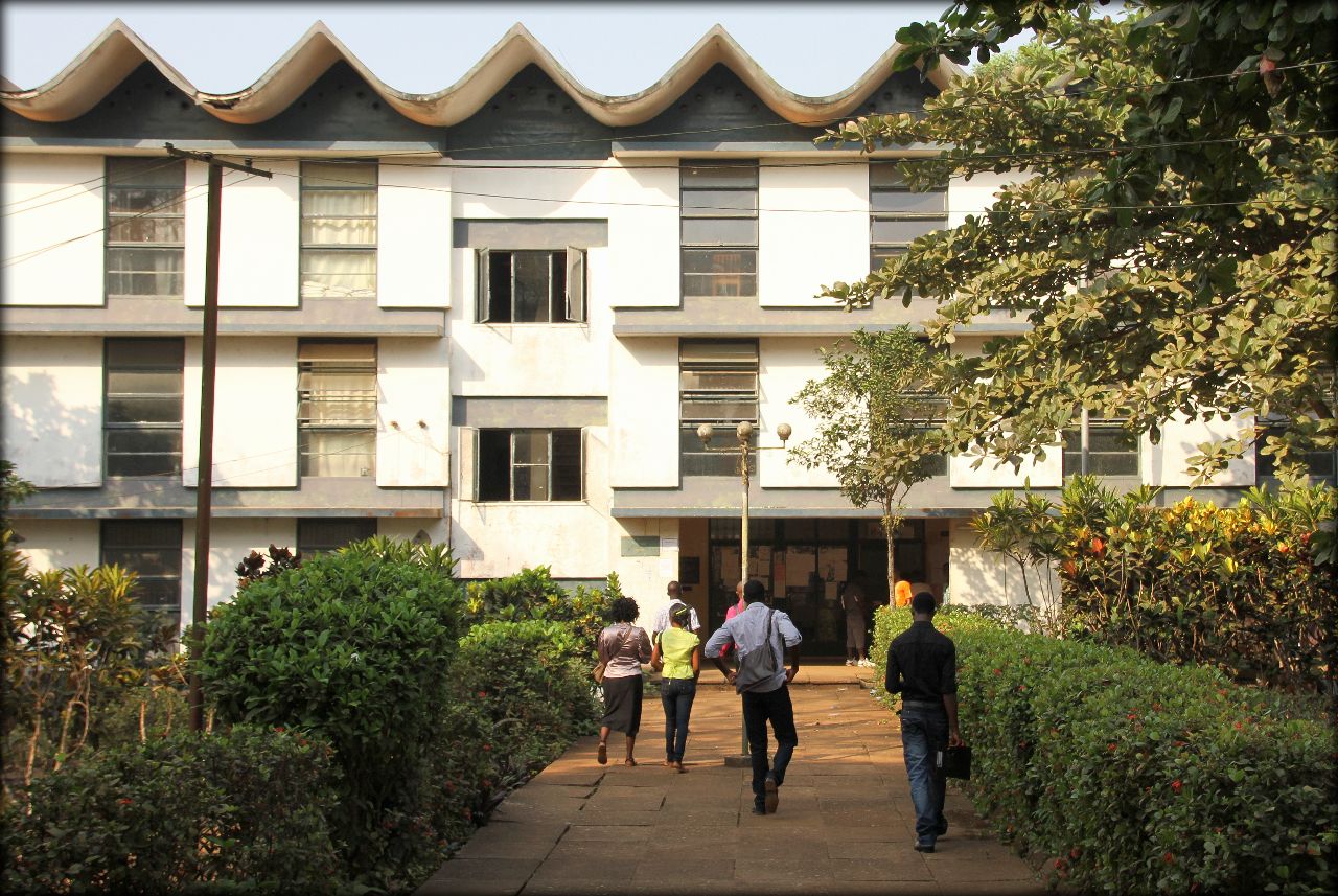 Колледж Фура — Бей Фритаун, Сьерра-Леоне