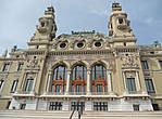 Знаменитый Зал Гарнье или Оперный театр считается самым красивым из всех залов Казино.