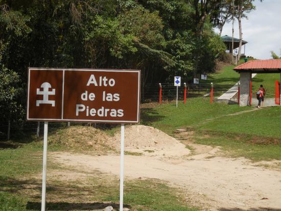 Археологический парк Альто-де-лас-Пьедрас / Parque Arqueológico Alto De Las Piedras