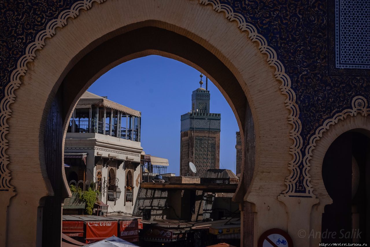 Медина Феса (Medina) — крупнейшая медина в мире. Фес, Марокко