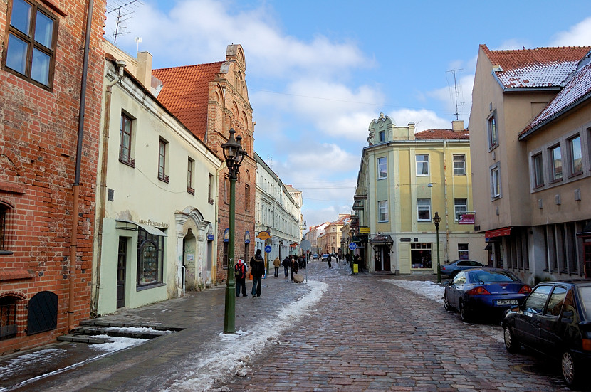 На улицах старого города Каунас, Литва