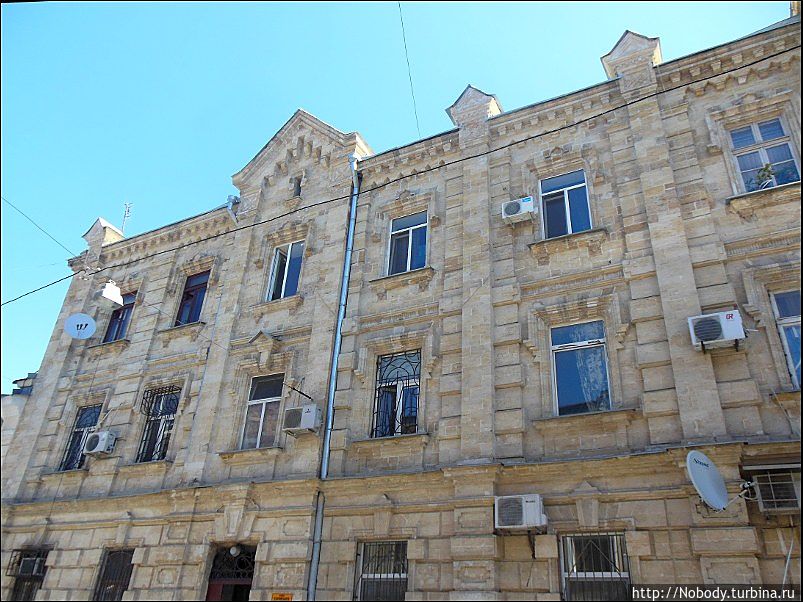 Бывший публичный дом, принадлежавший Соньке Золотой Ручке))