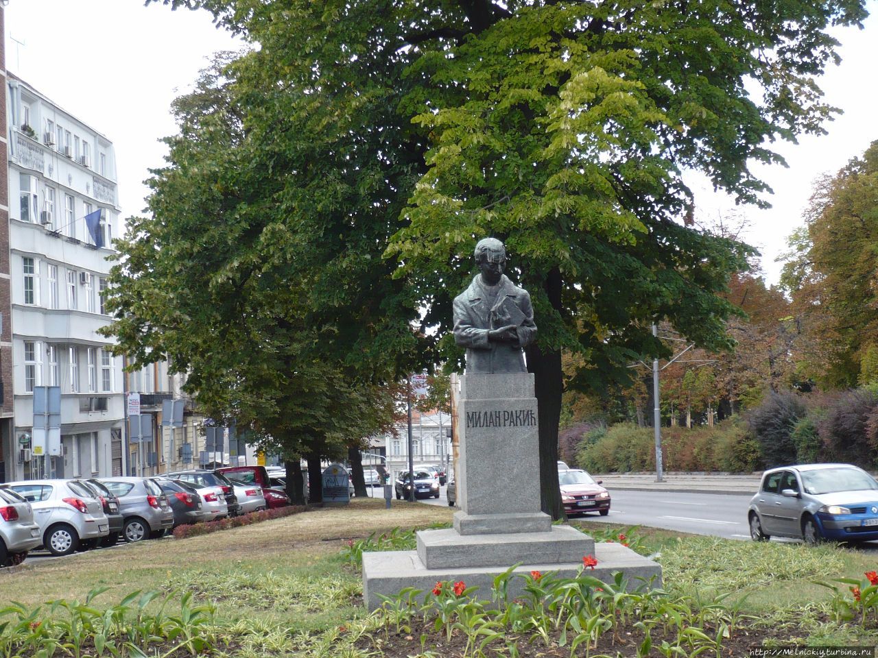 Памятник Милану Ракичу / Monument to Milan Rakic