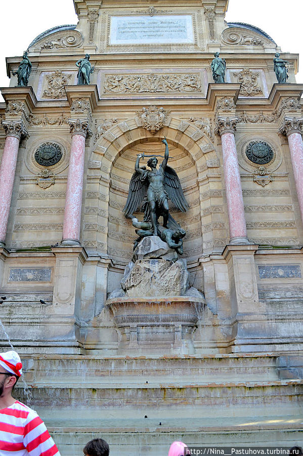 Фонтан Сен-Мишель / fontaine Saint-Michel