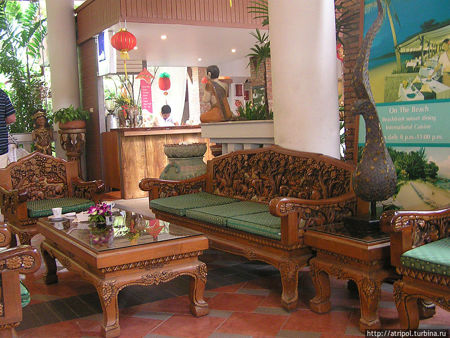 Лобби отеля Phuket Orchid Resort