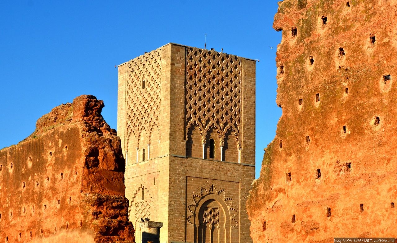 Башня Хасана и мемориал / Hasan tower and memorial