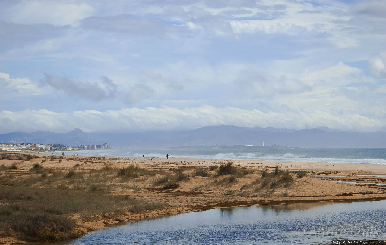 Бушующий октябрьский океан Тарифа, Испания