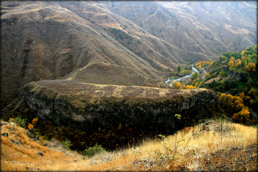 Пещерный монастырь Гегард — третий объект ЮНЕСКО в Армении Гегард, Армения