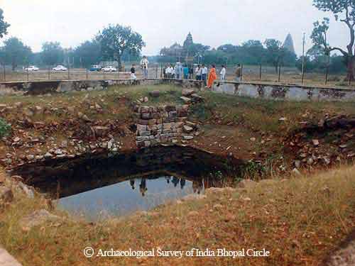 Площадь Чопра / Chopra or square tank