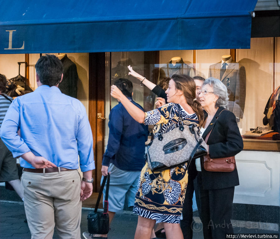 Из кафе Барселона, Испания