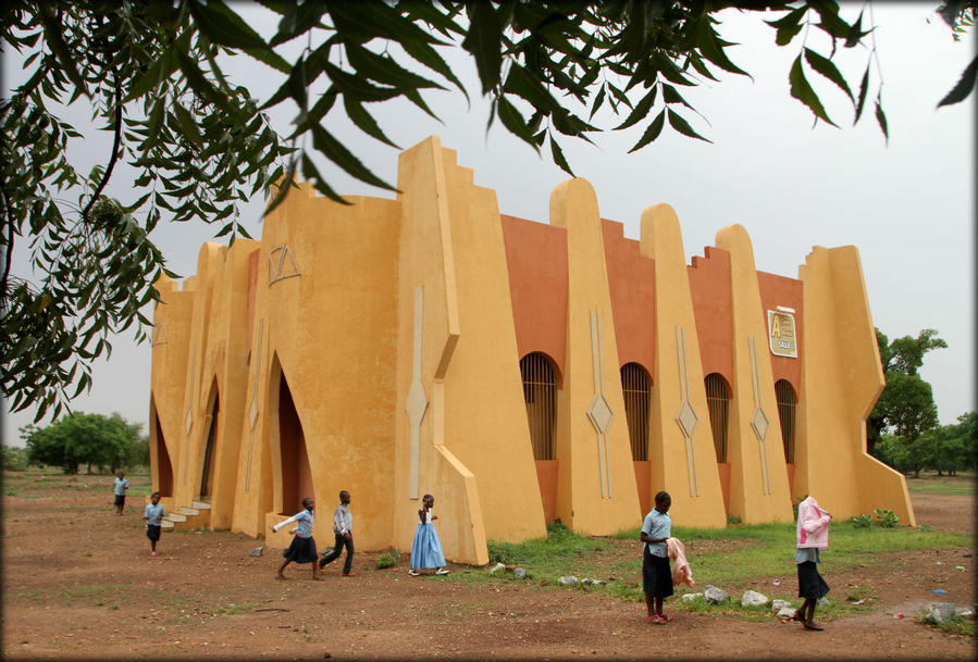 Маски Буркина-Фасо или лучший музей в Западной Африке Уагадугу, Буркина-Фасо