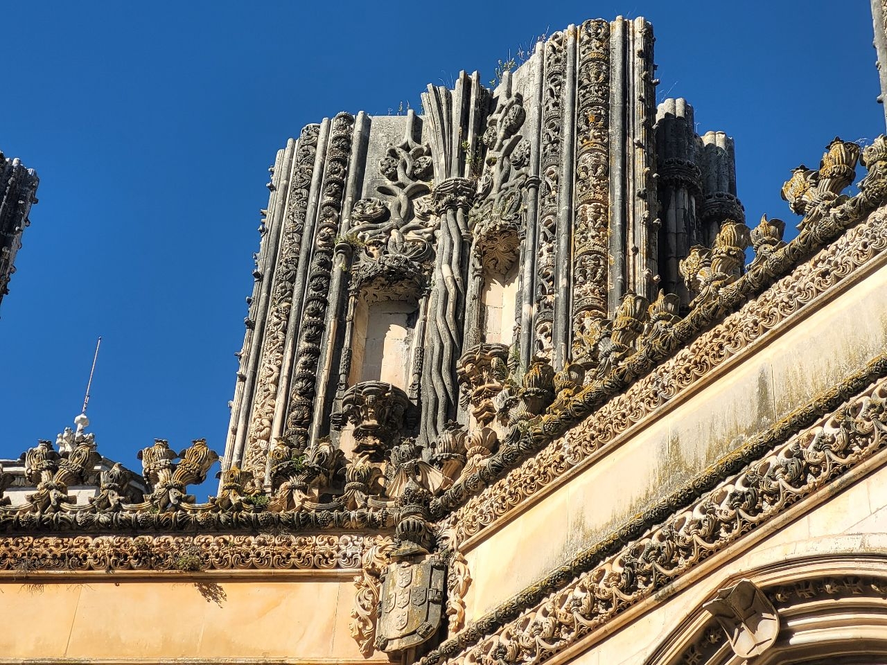 Монастырь Санта-Мария да Виктория (Баталья) Баталья, Португалия