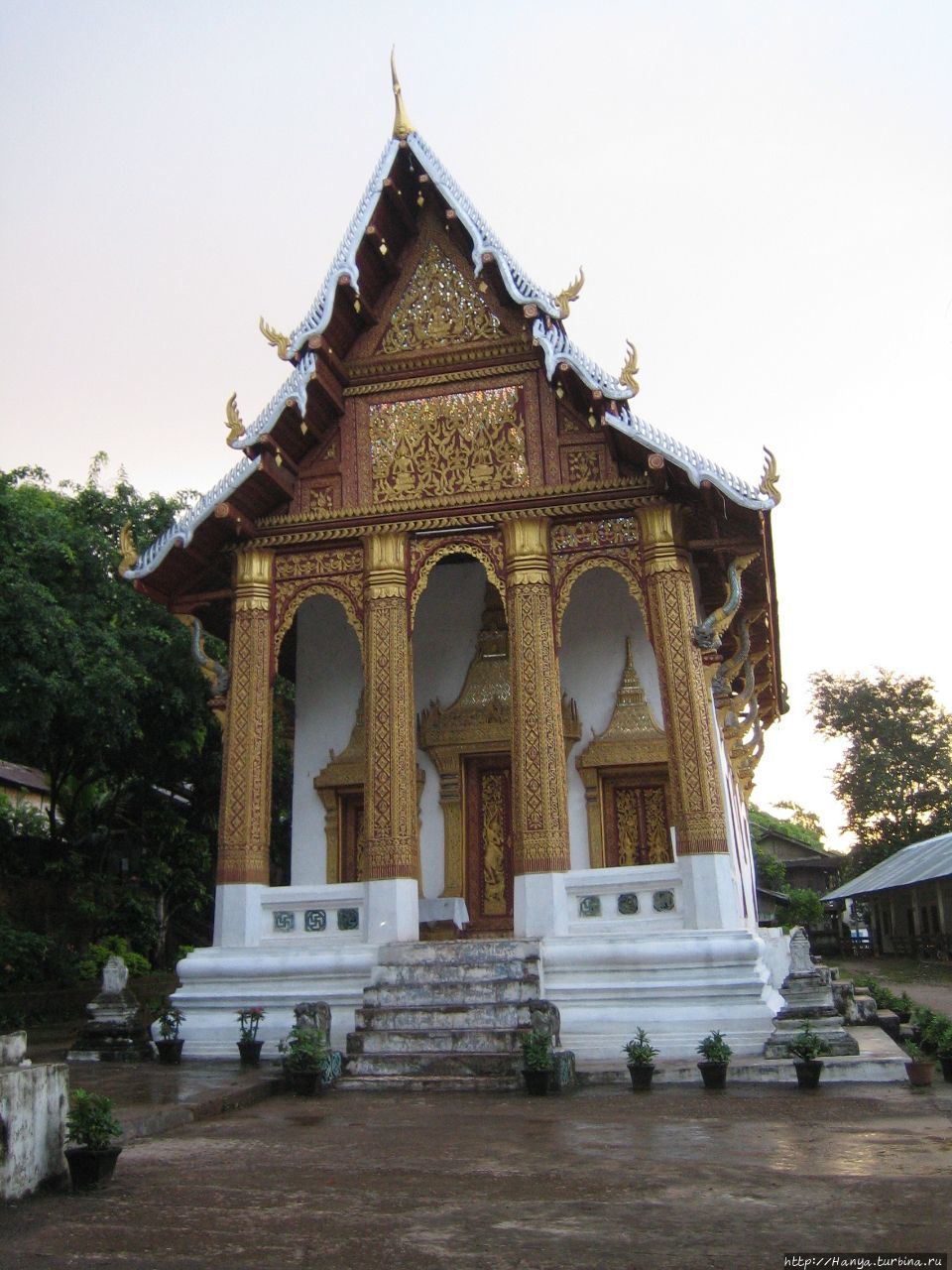 Ват Па Кхэ Луанг-Прабанг, Лаос