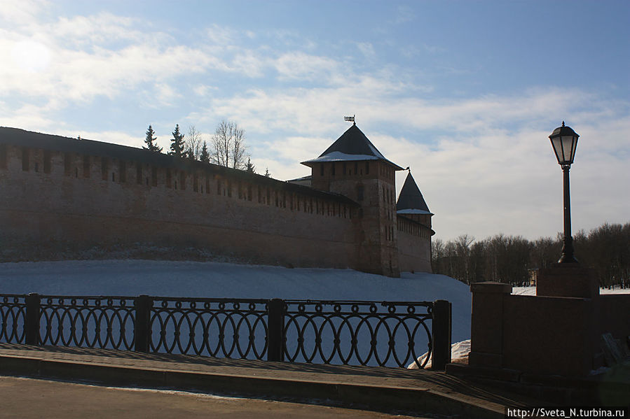 Златоустовская башня Великий Новгород, Россия