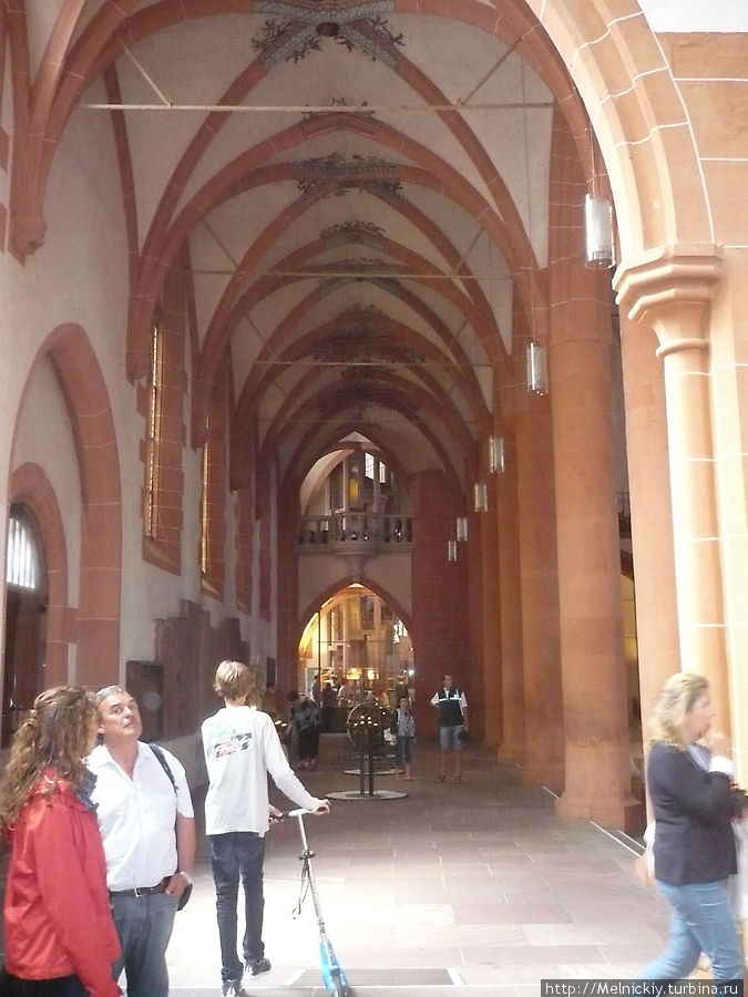 Церковь Святого Духа Гейдельберг, Германия