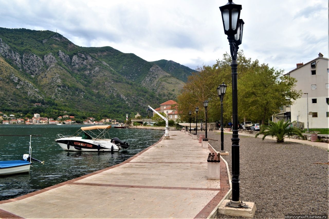 По улицам черногорской Доброты в промежутке между дождями