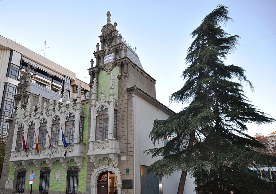 Музей ножей / Museo de la cuchillería