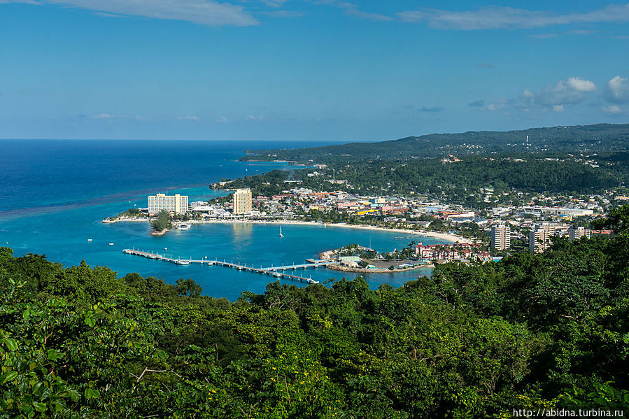 Вид на Очо Риос Очо-Риос, Ямайка