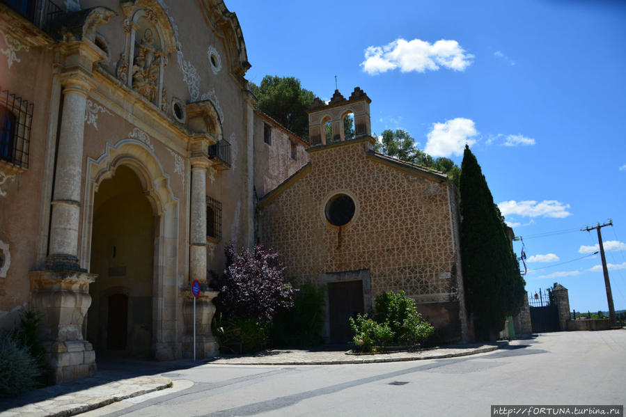 Монастырь Санта Креус Сантес Креус, Испания