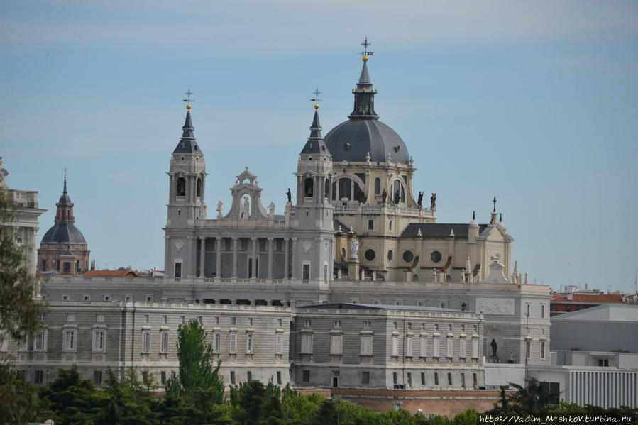 Королевский Дворец в Мадриде Мадрид, Испания