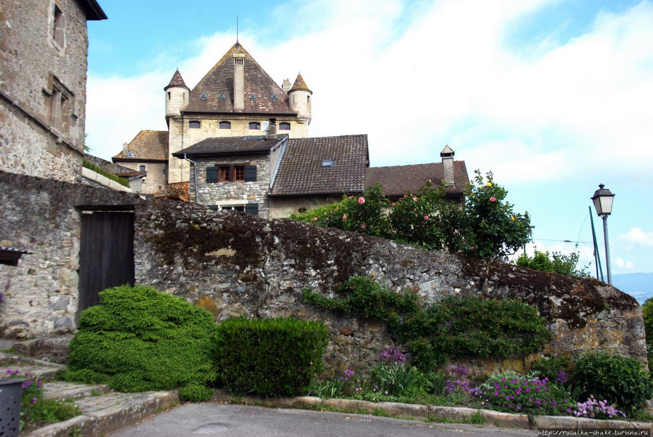 Замок Ивуар Ивуар, Франция