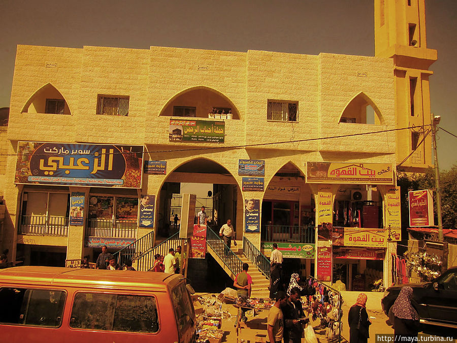 Город типичный, ничего выдающегося.