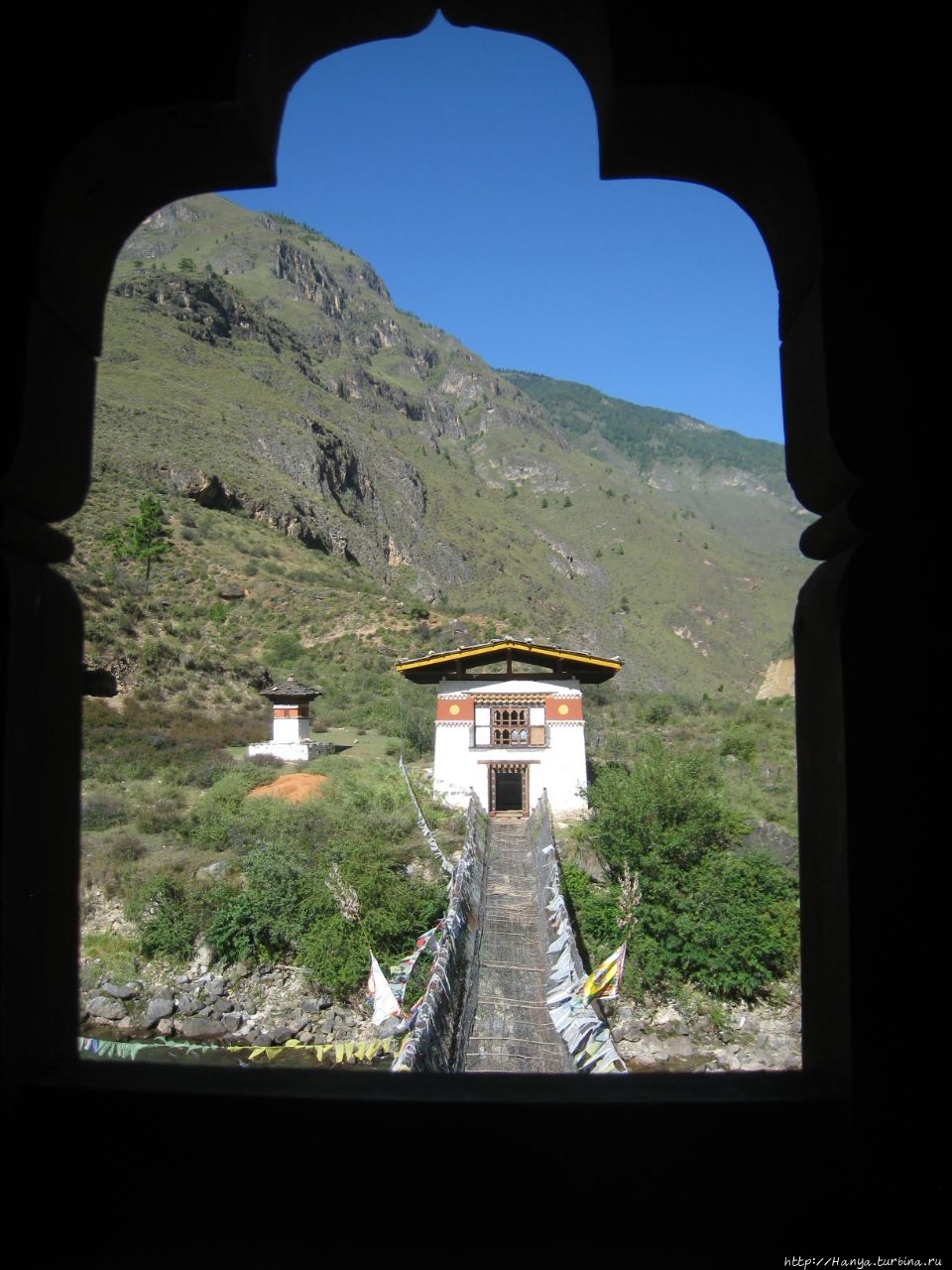 Храм Tamchhog Lhakhang Паро, Бутан