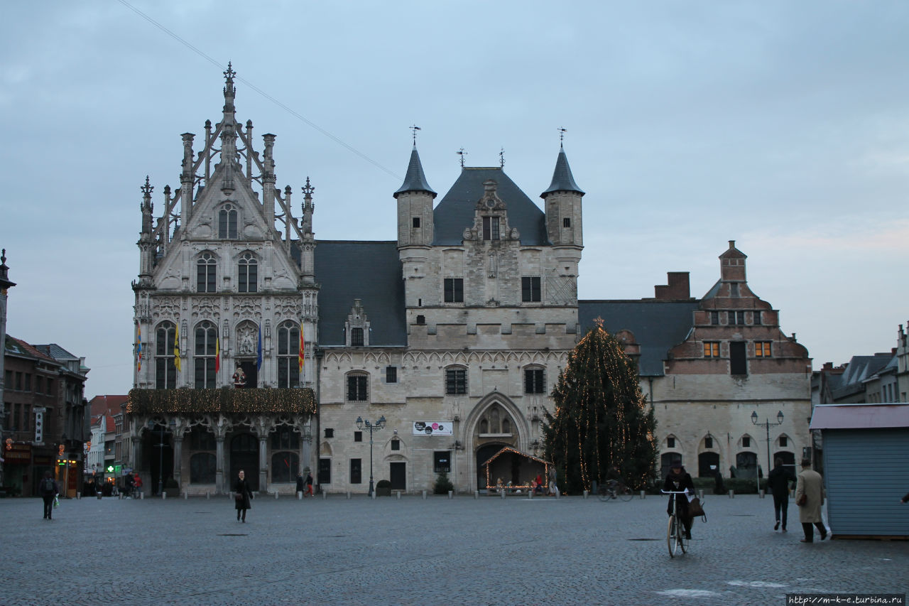 Гроте Маркт Мехелен (Антверпен), Бельгия