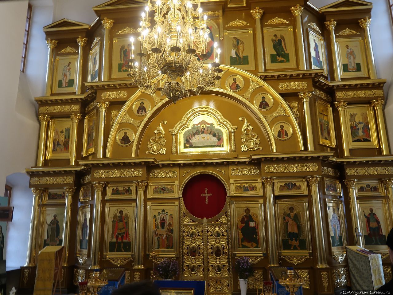 Затем посещаем восстанавливаемый храм во имя Покрова Пресвятой Богородицы в Сить-Покровском. Брейтово, Россия