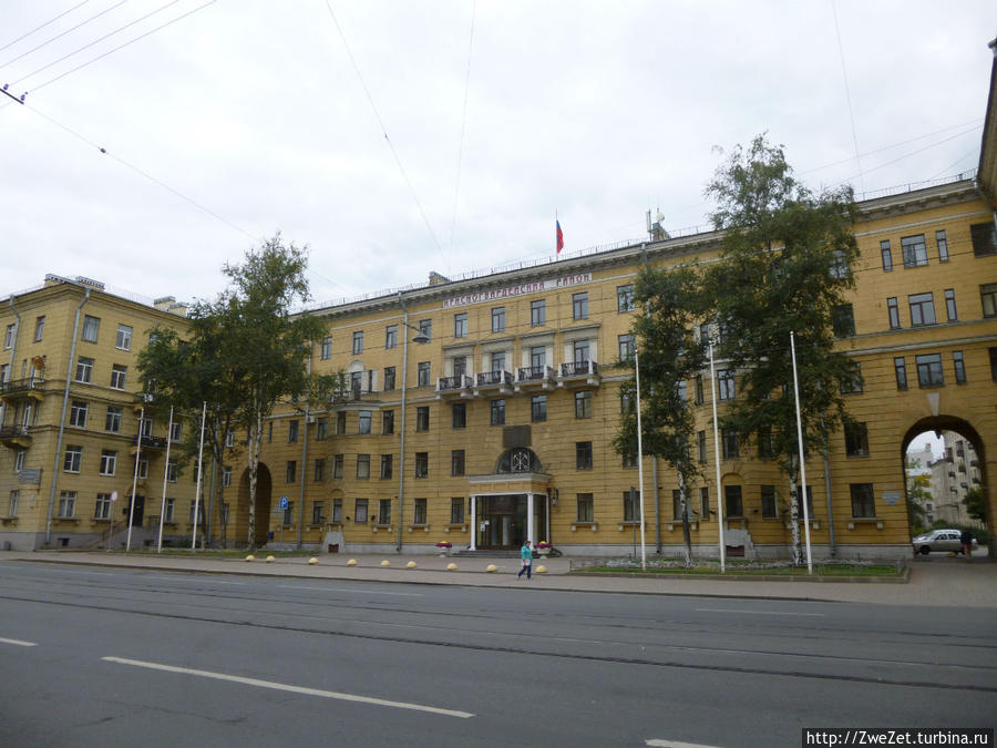 Красногвардейском районе санкт. Администрация Красногвардейского района Санкт-Петербурга. Администрация Красногвардейского района. Администрация Красногвардейского района города Санкт Петербурга. Здание администрации Красногвардейского района.