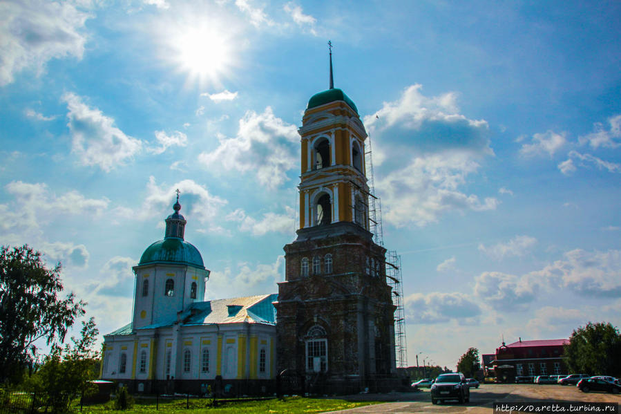 Николо-Берёзовка. Из руин Нико́ло-Берёзовка, Россия