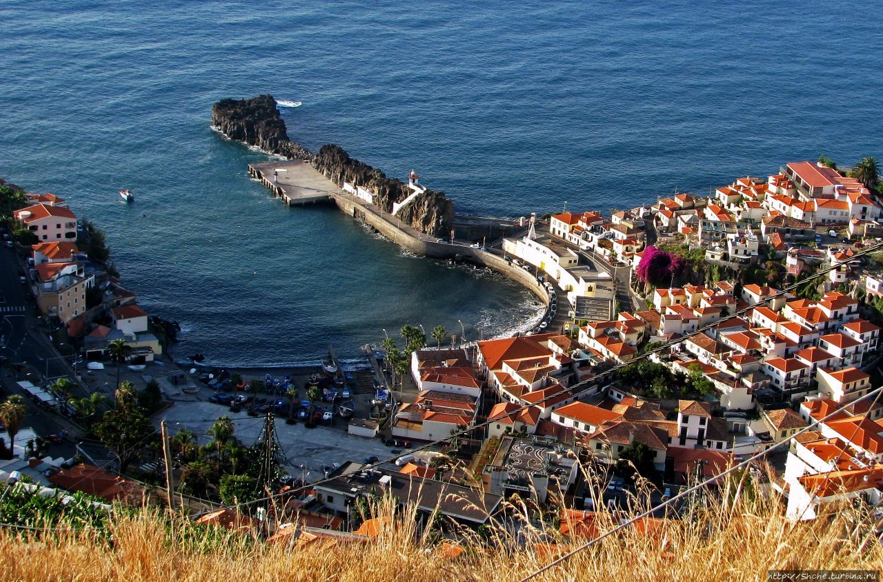 Бухта Камара де Лобуш / Baía de Camara de Lobos