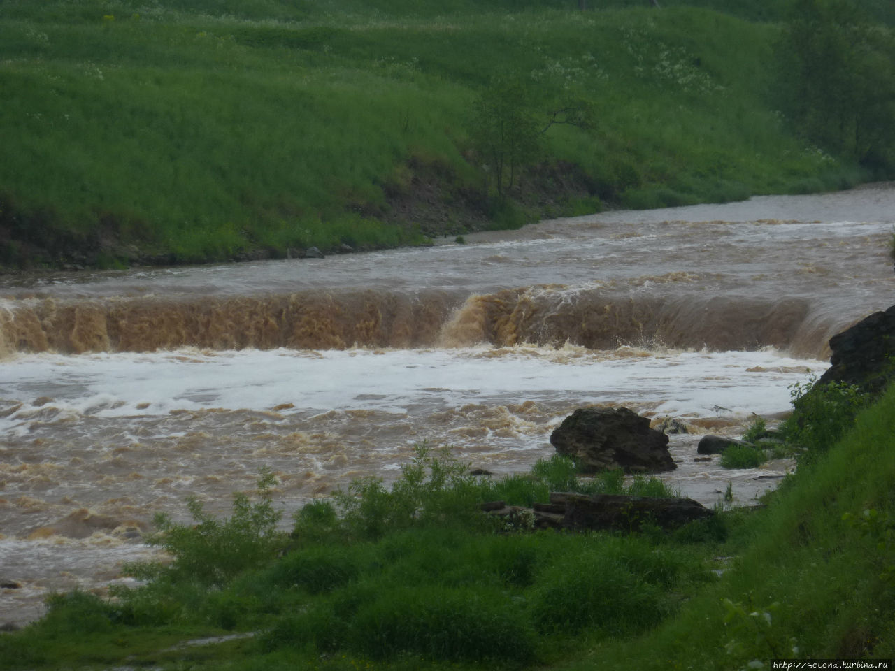 Тосненский водопад Ульяновка, Россия