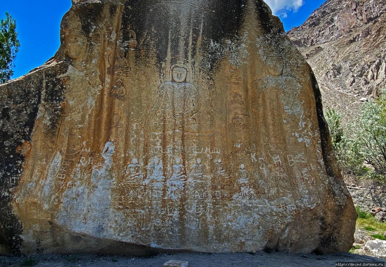 Камень Будды в Мантале / Manthal Buddha Rock