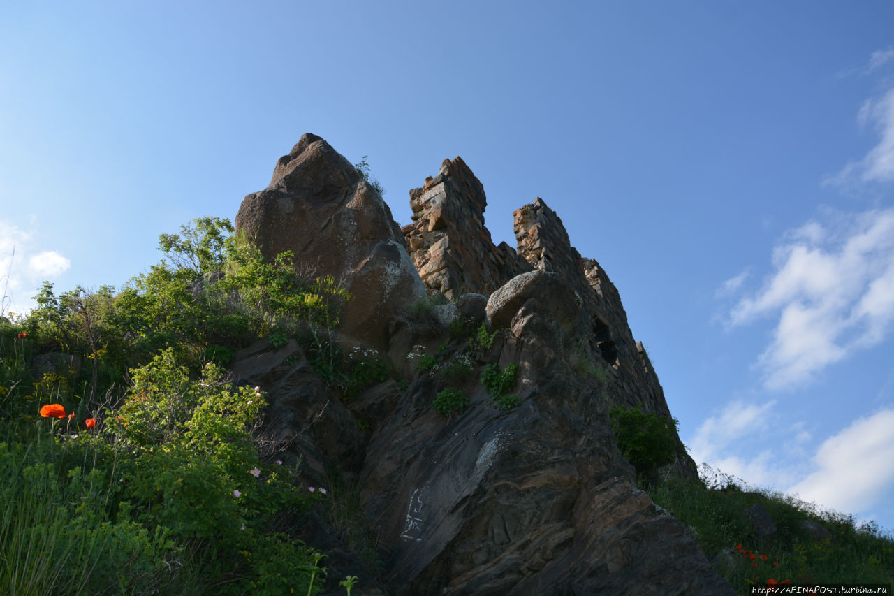 Крепость Амберд с французским шармом