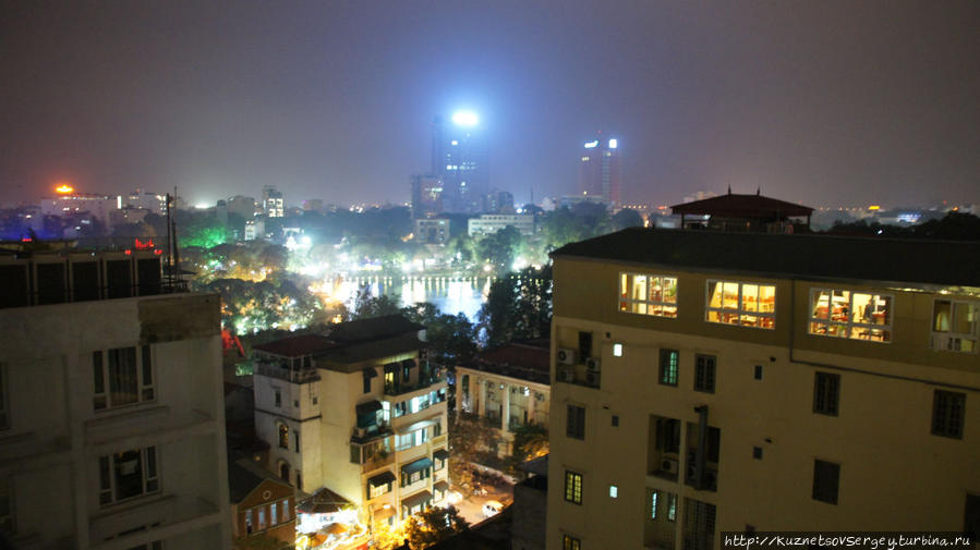 Вид на Ханой с крыши отеля Голден Лотус Ханой Ханой, Вьетнам