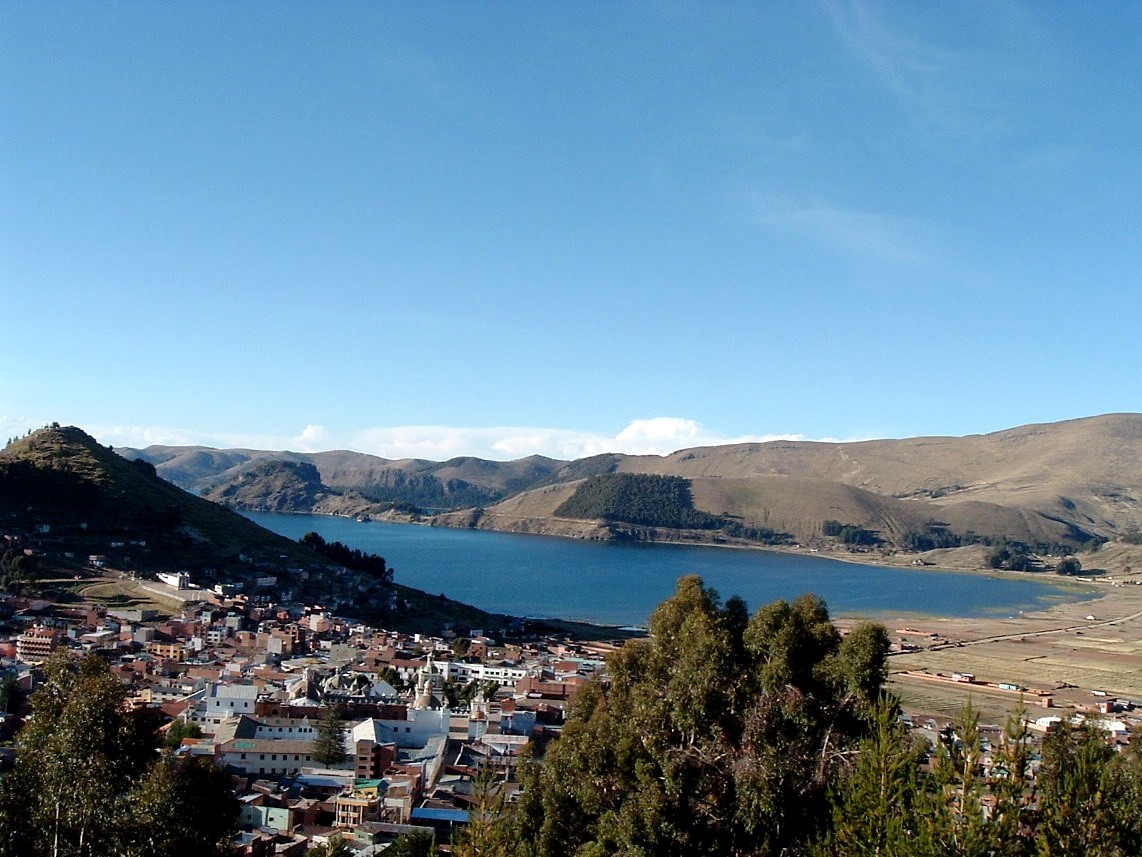 Дорога в Копакабану и встреча с озером Титикака Ла-Пас, Боливия