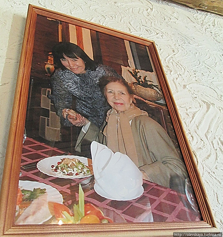 Инна Макарова в этом кафе Суздаль, Россия