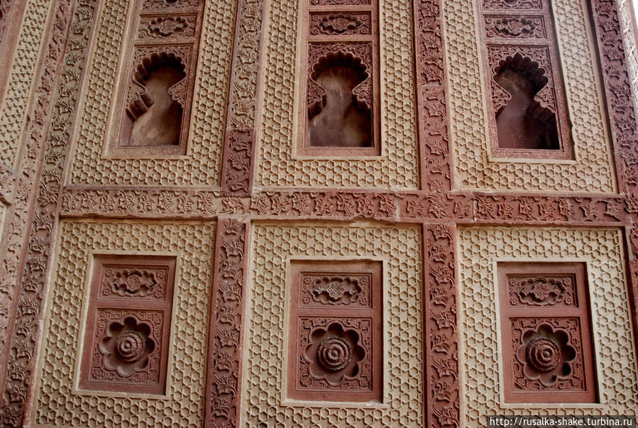 Сикандра, Мавзолей Акбара Великого Агра, Индия