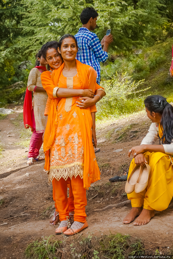 Восхождение к Храму Штат Химачал-Прадеш, Индия