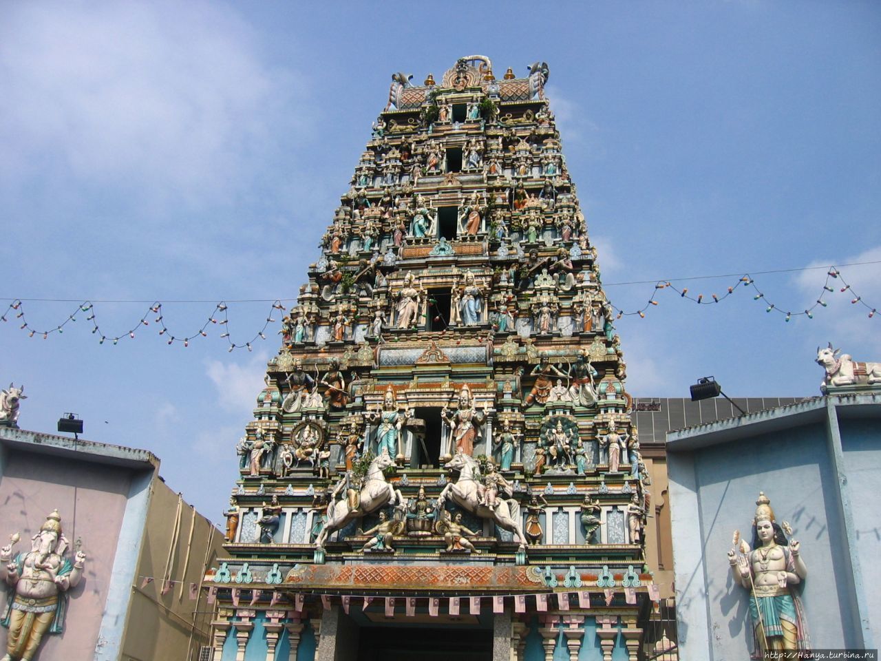 Храм Шри Махамариамман Куала-Лумпур, Малайзия