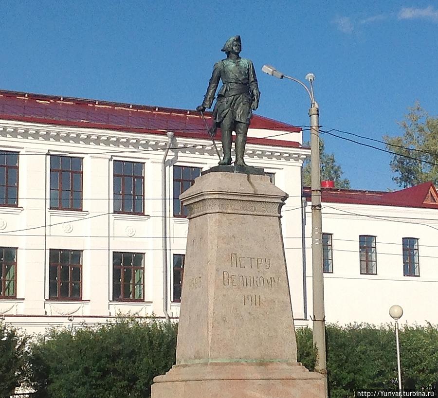 Памятник Петру Первому Архангельск, Россия