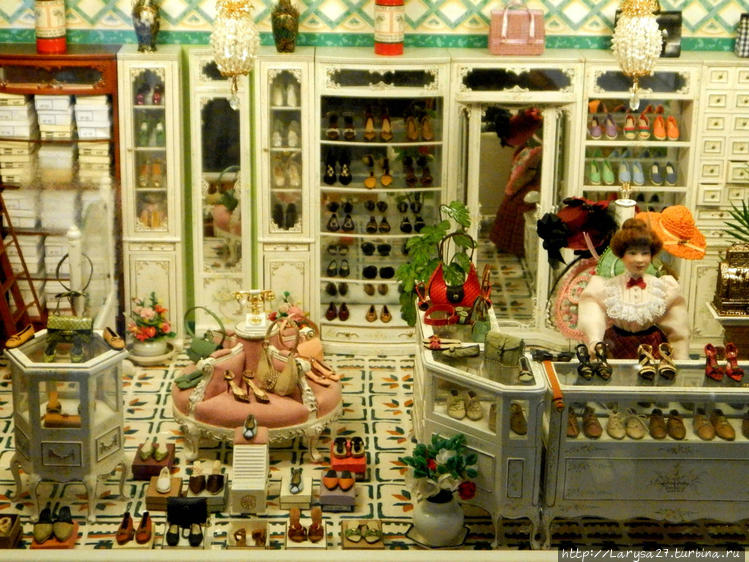 Обувный магазин