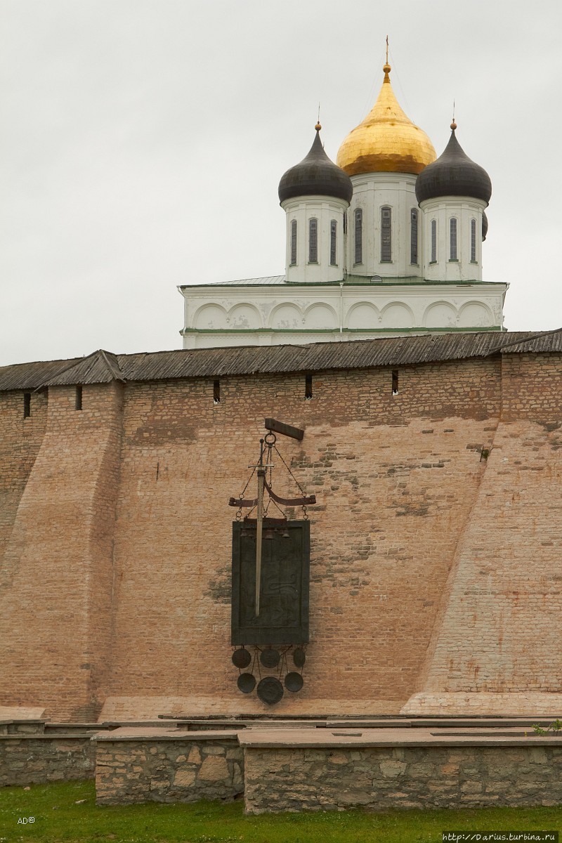 Псков — на территории кремля Псков, Россия