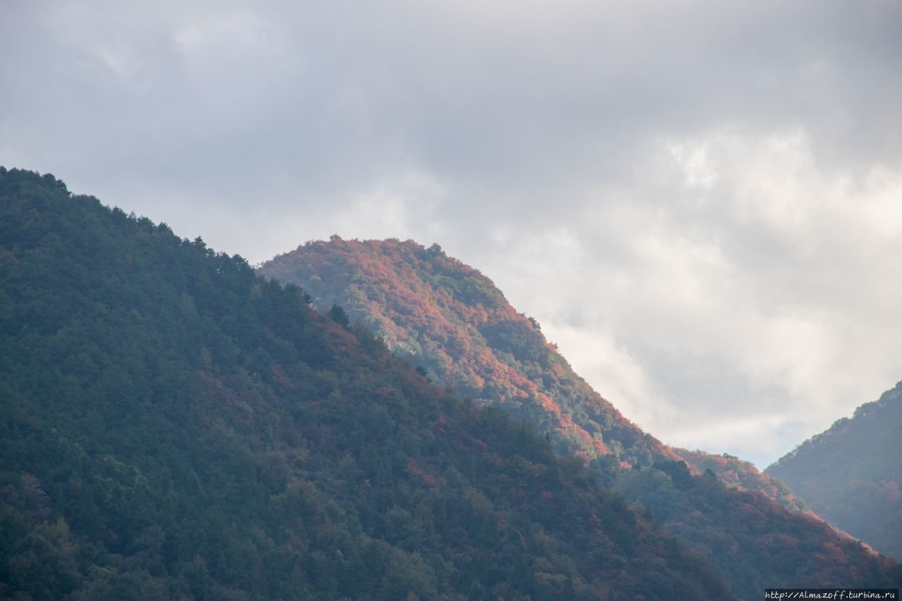 памятник Лао Цзы Лугуанджен, Китай