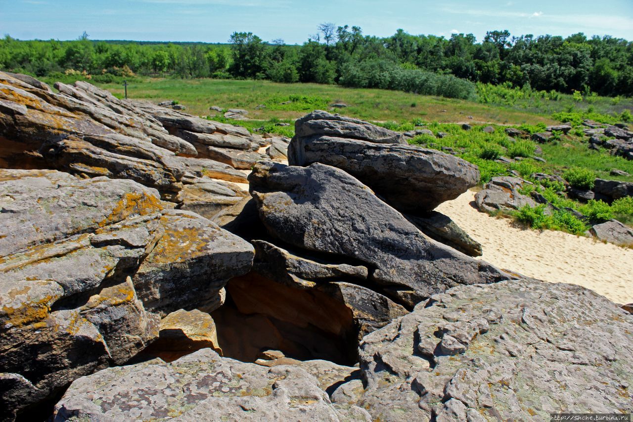 Каменная могила Мирное, Украина